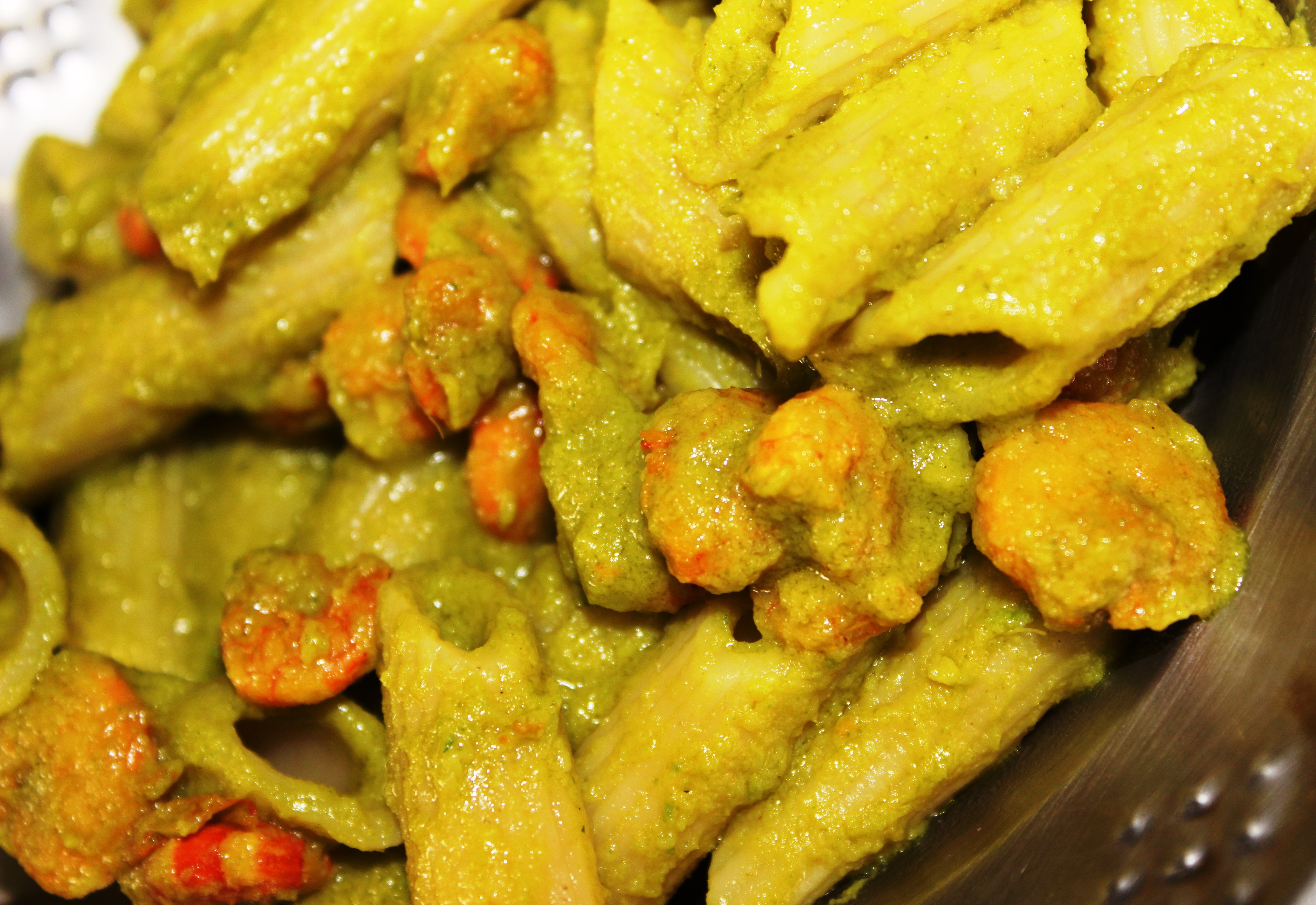 PASTA DISH: PENNE PASTA (in green sauce) with Prawns - Recipe in masalahealth.in